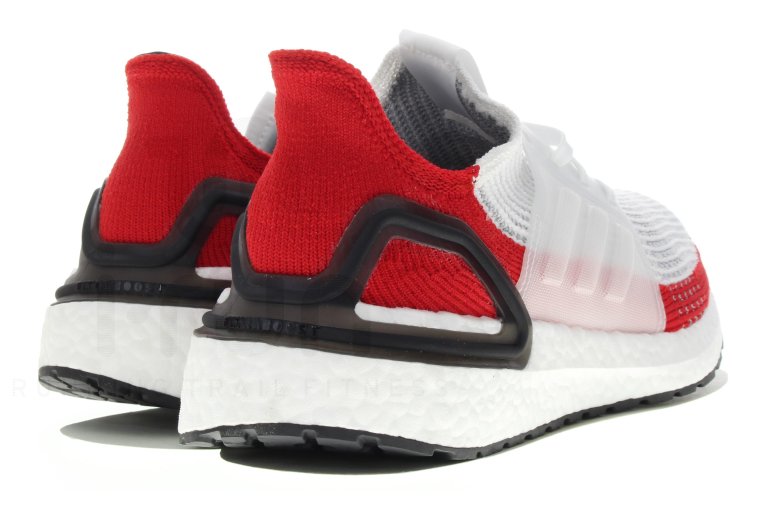 adidas UltraBOOST 19