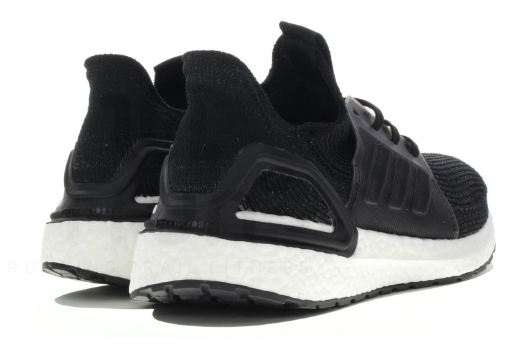 adidas UltraBOOST 19