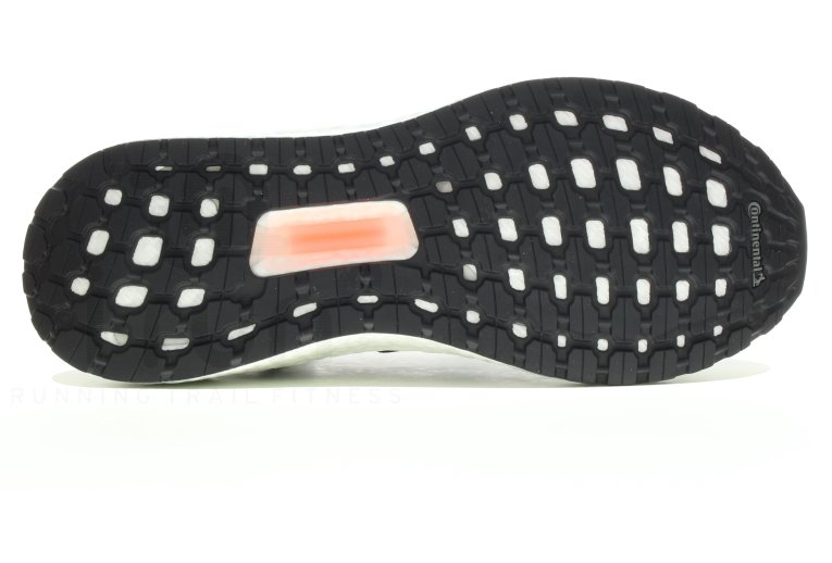 adidas UltraBOOST 19