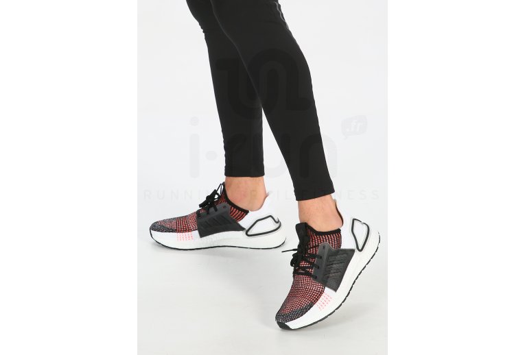 adidas UltraBOOST 19
