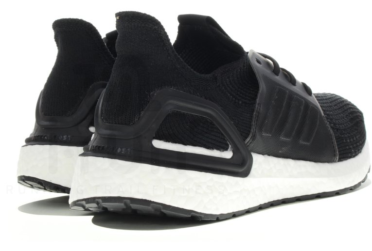 adidas UltraBOOST 19