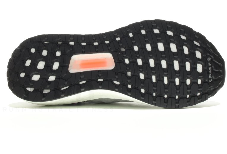 adidas UltraBOOST 19