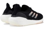 adidas UltraBOOST 22 HEAT.RDY W