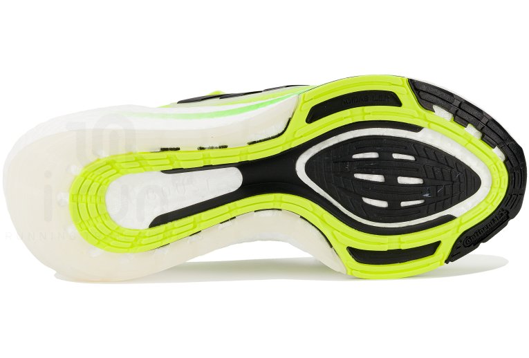 adidas UltraBOOST 22