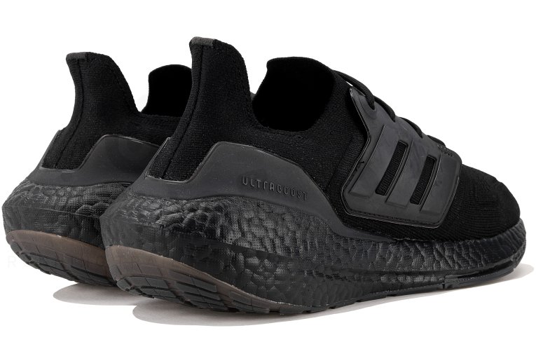 adidas UltraBOOST 22