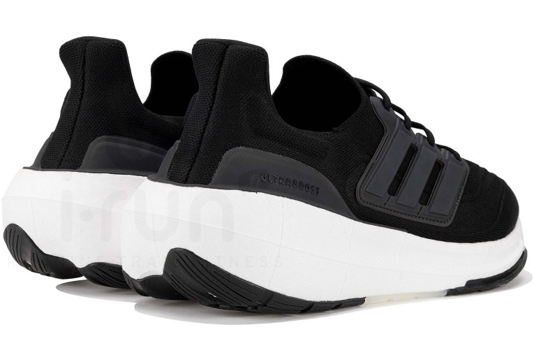 adidas UltraBOOST Light M
