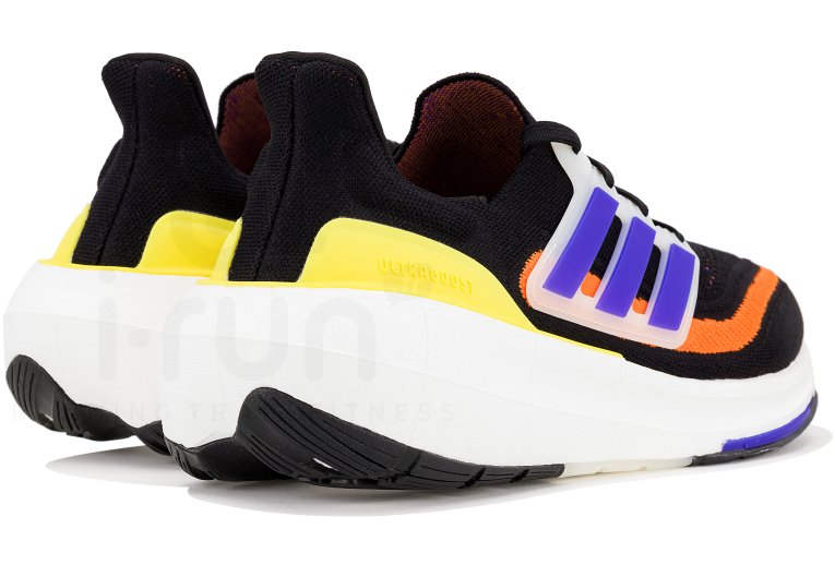 adidas UltraBOOST Light M