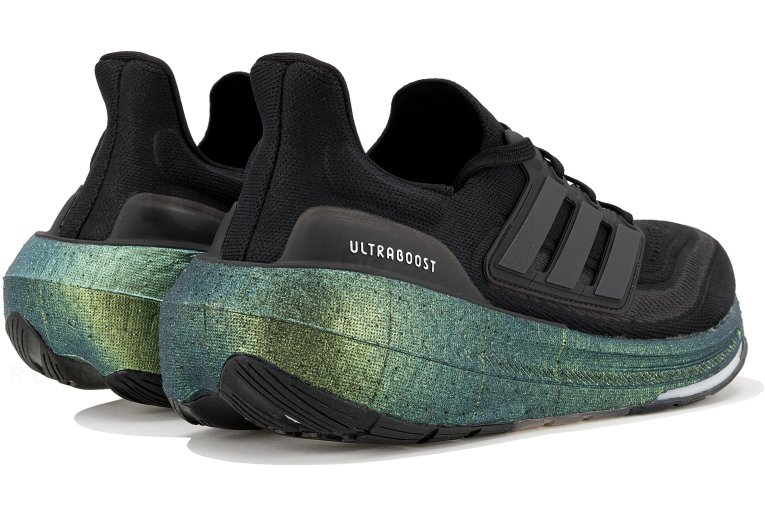 adidas UltraBOOST Light M