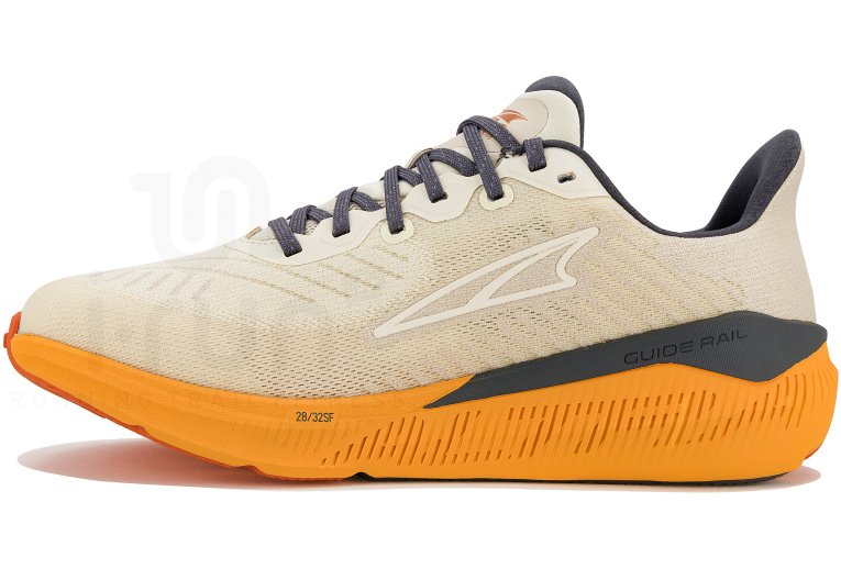 Altra Experience Form M
