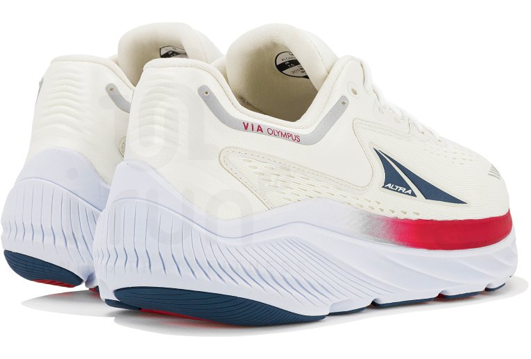 Altra Via Olympus M