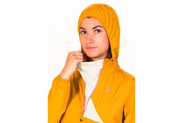 Asics cortavientos Fujitrail Anorak