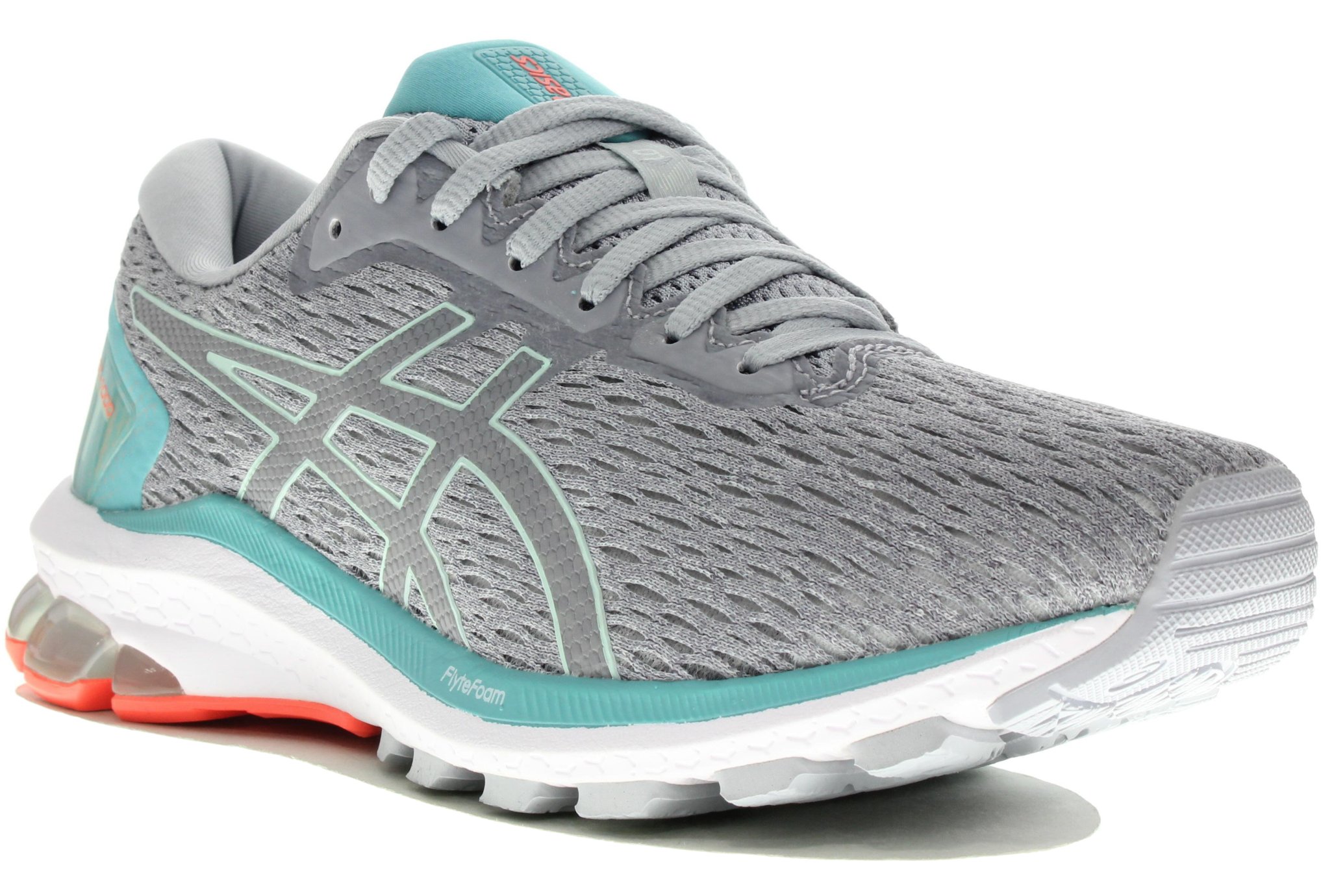 asics nimbus ou kayano