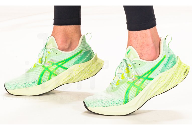 Asics Novablast 3 L.E