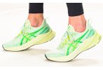 Asics Novablast 3 L.E