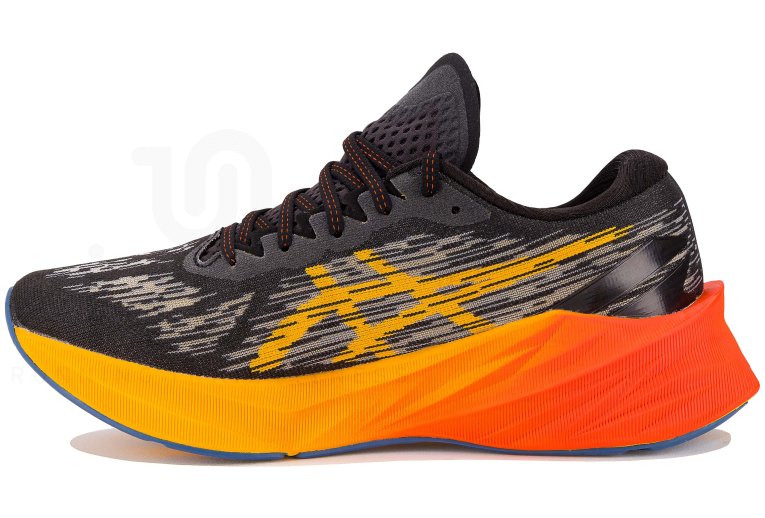 Asics Novablast 3