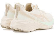 Asics Novablast 4