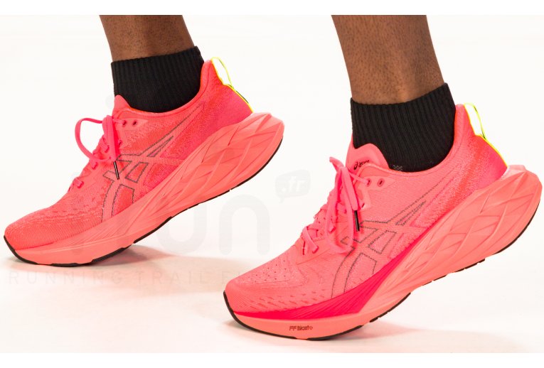 Asics Novablast 4 M