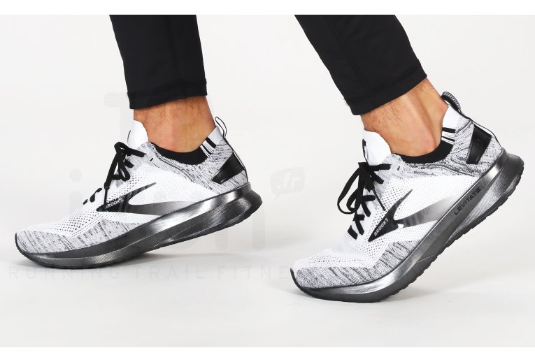 Brooks Levitate 4 Herren