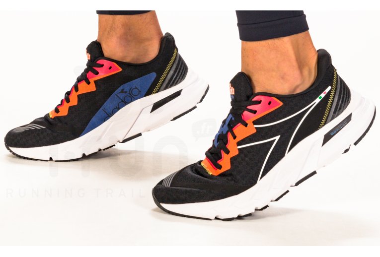 Diadora Mythos Blushield Volo 2 Herren