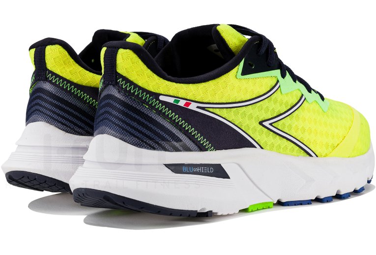 MYTHOS BLUSHIELD VOLO 4 Scarpa da running - Stabilità e leggerezza - Uomo - Online Shop IT
