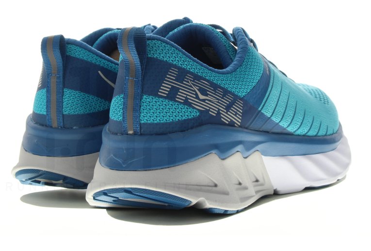 Hoka One One Arahi 3