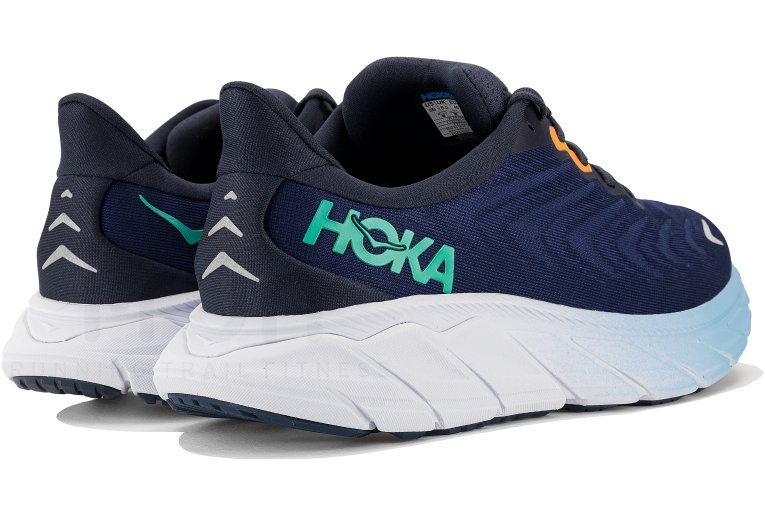 Hoka One One Arahi 6