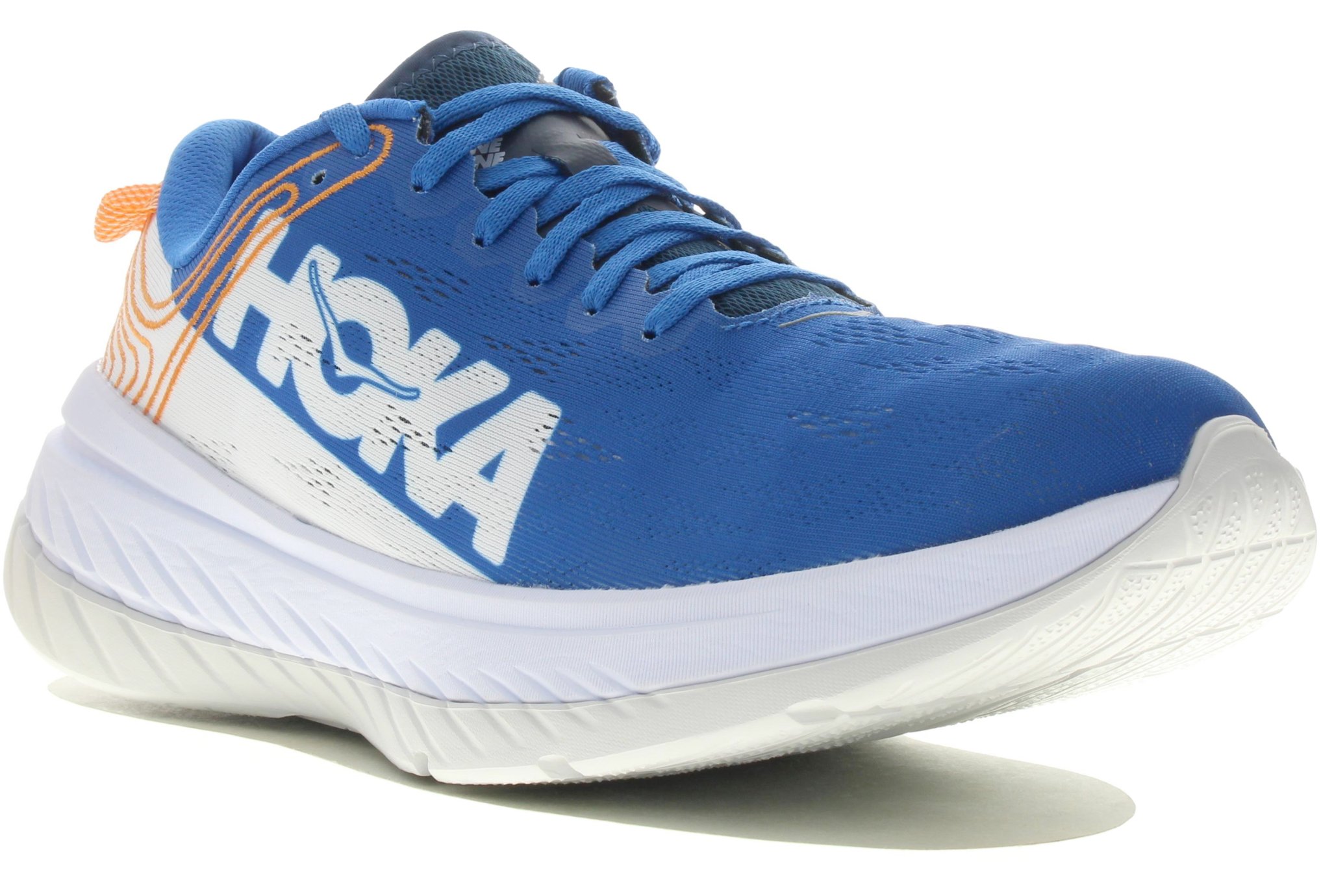 hoka one one carbon x 3