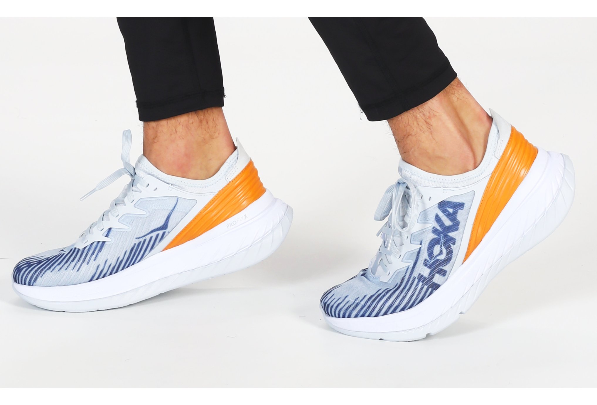 hoka one one carbon x spe