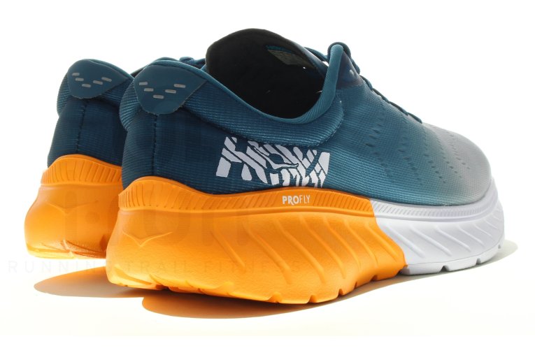 Hoka One One Mach 2