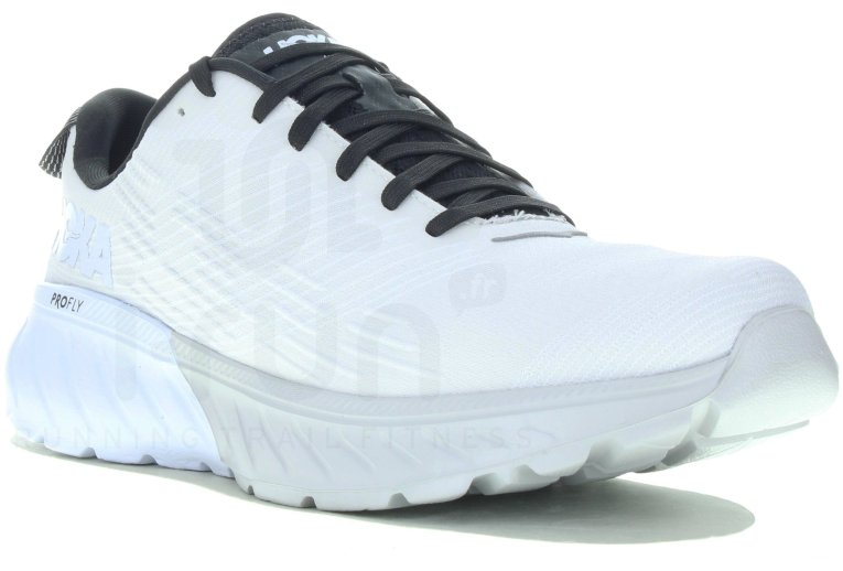 Hoka One One Mach 3 M