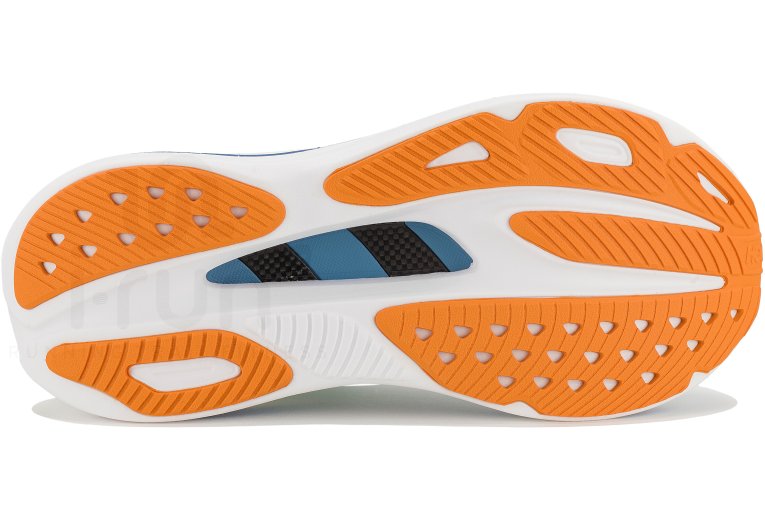 Hoka One One Skyward X