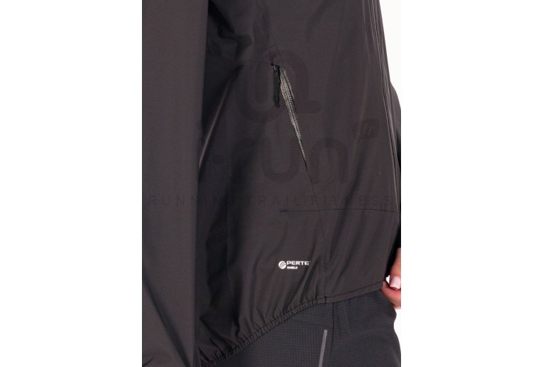 Inov-8 chaqueta Stormshell