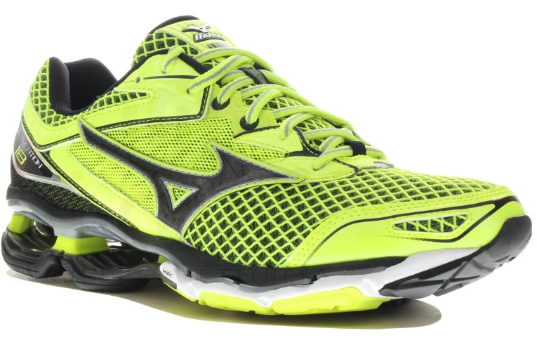Mizuno Wave Creation 18