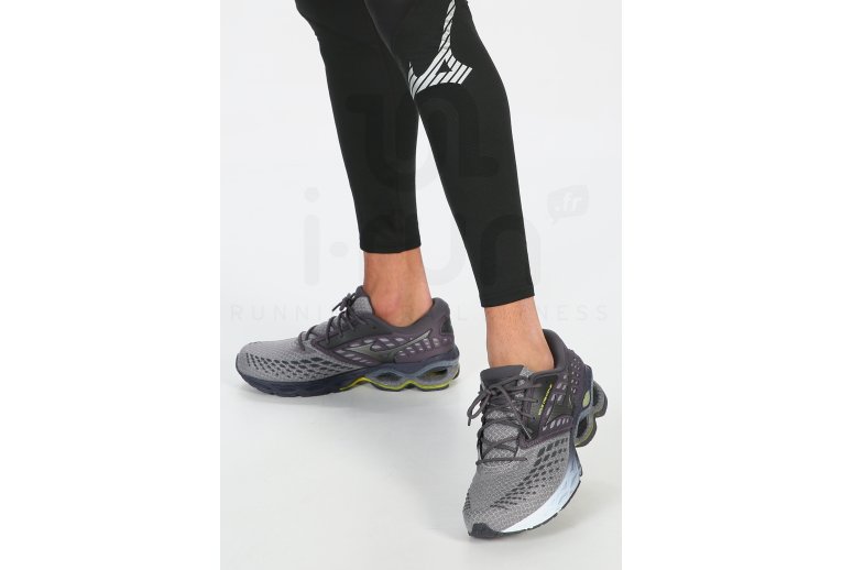 Mizuno Wave Creation 21