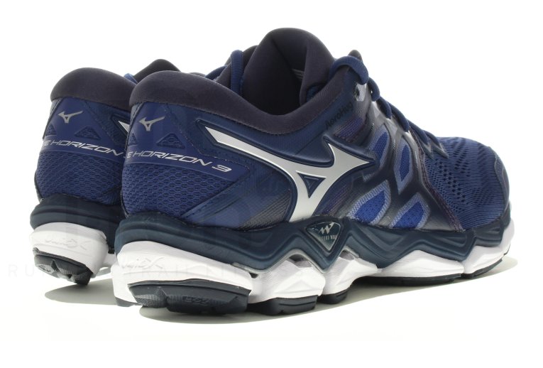 Mizuno Wave Horizon 3