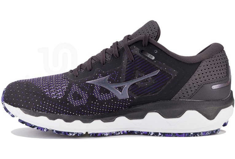 Mizuno Wave Horizon 5