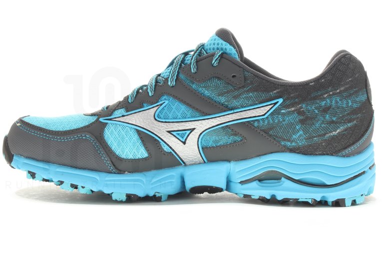 Mizuno Wave Kazan 2
