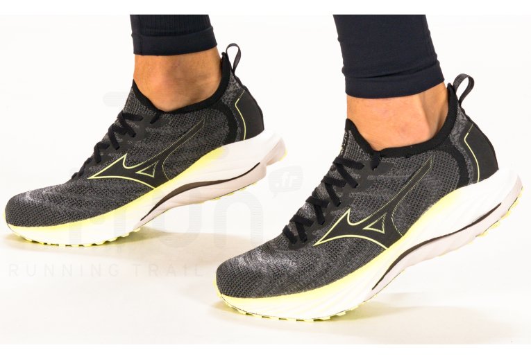Mizuno Wave Neo Wind Herren