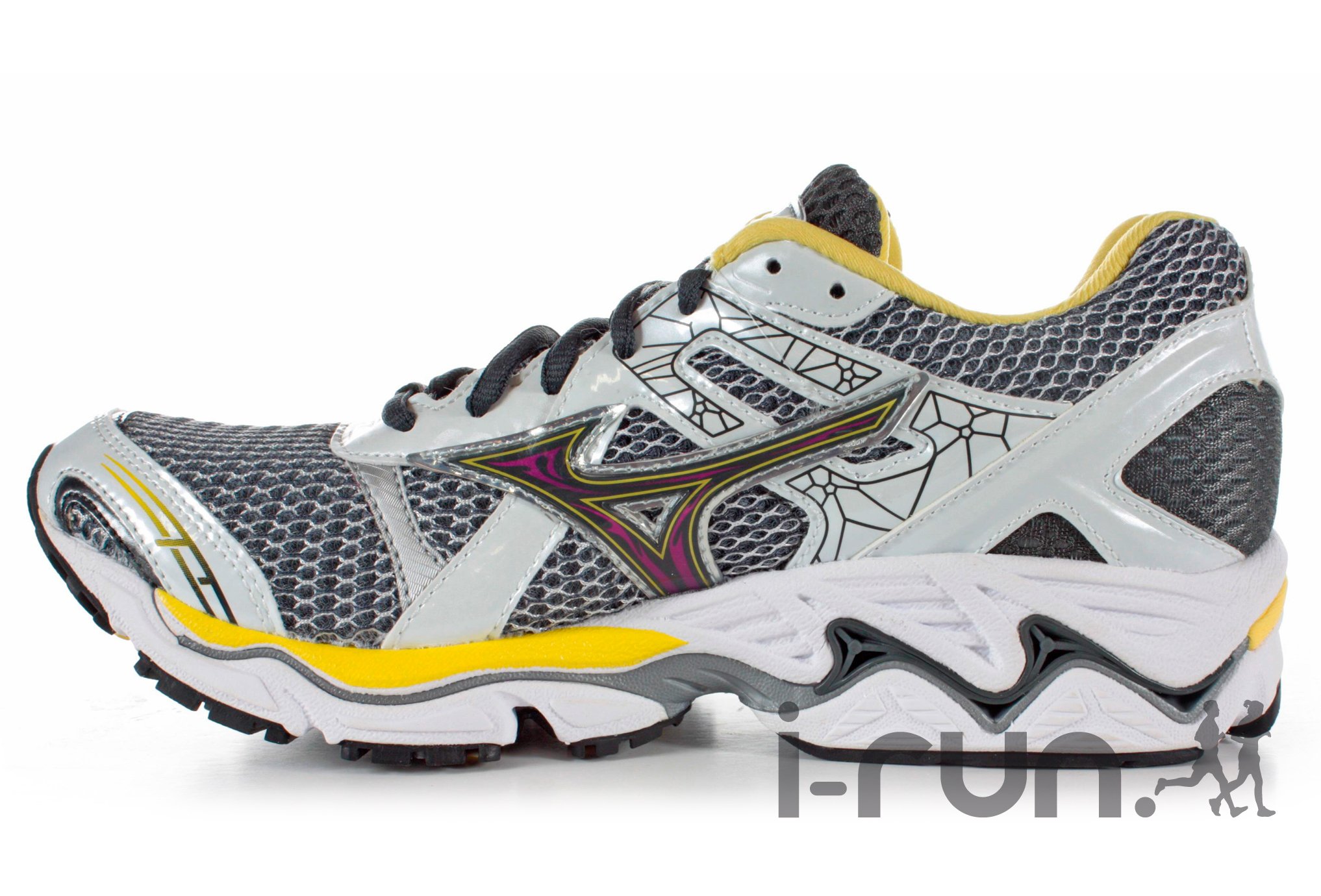 mizuno wave nirvana 2