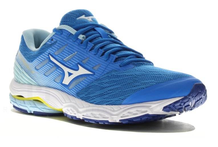 Mizuno Wave Prodigy 2