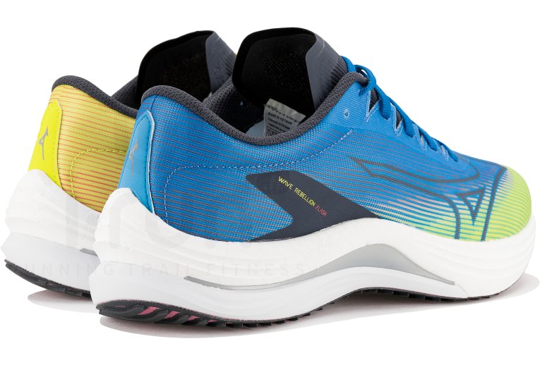 Mizuno Wave Rebellion Flash