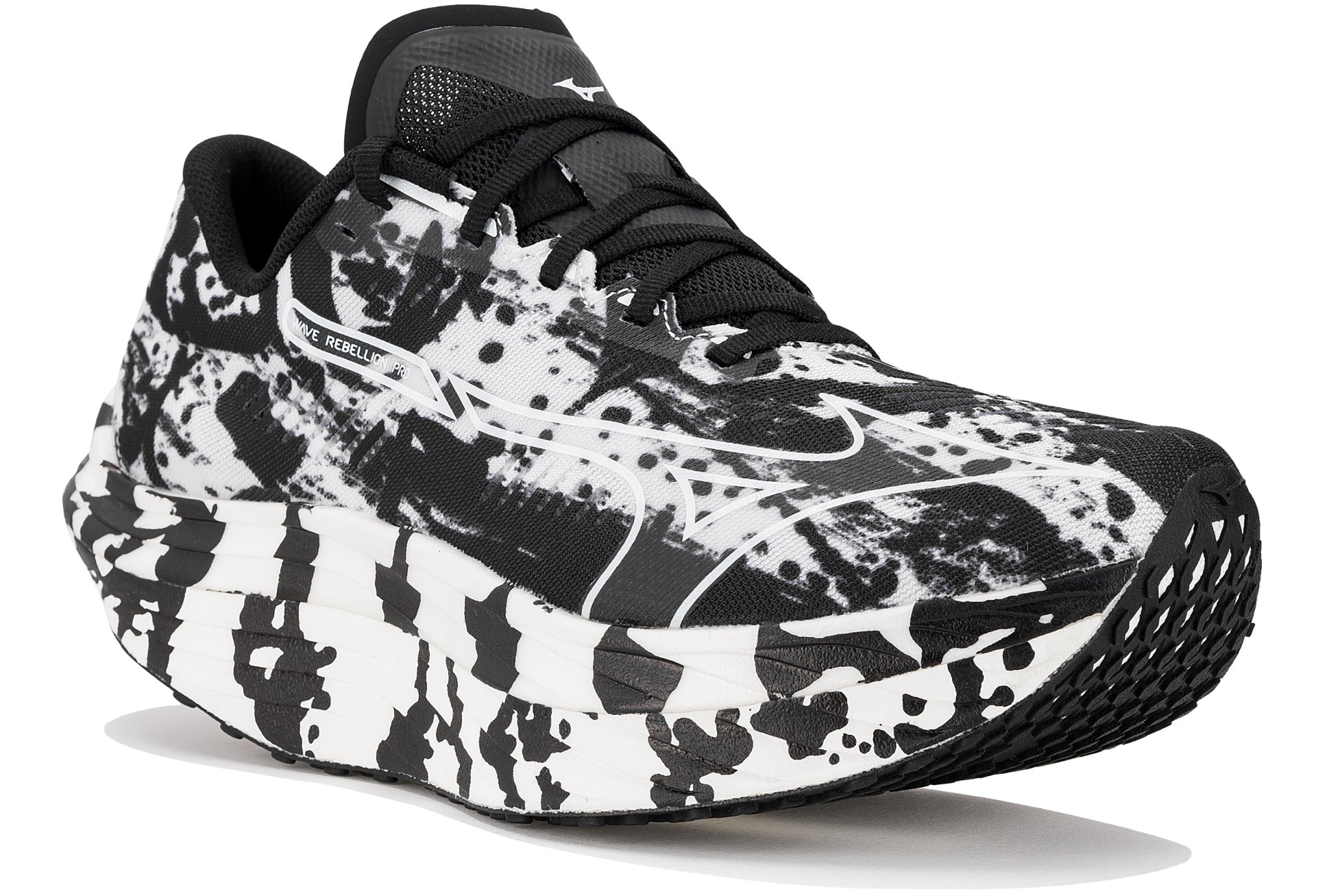 ミズノ wave rebellion Amazon.com: Mizuno Wave Rebellion Pro Mens Running Shoes