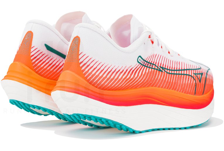 Mizuno Wave Rebellion Pro M