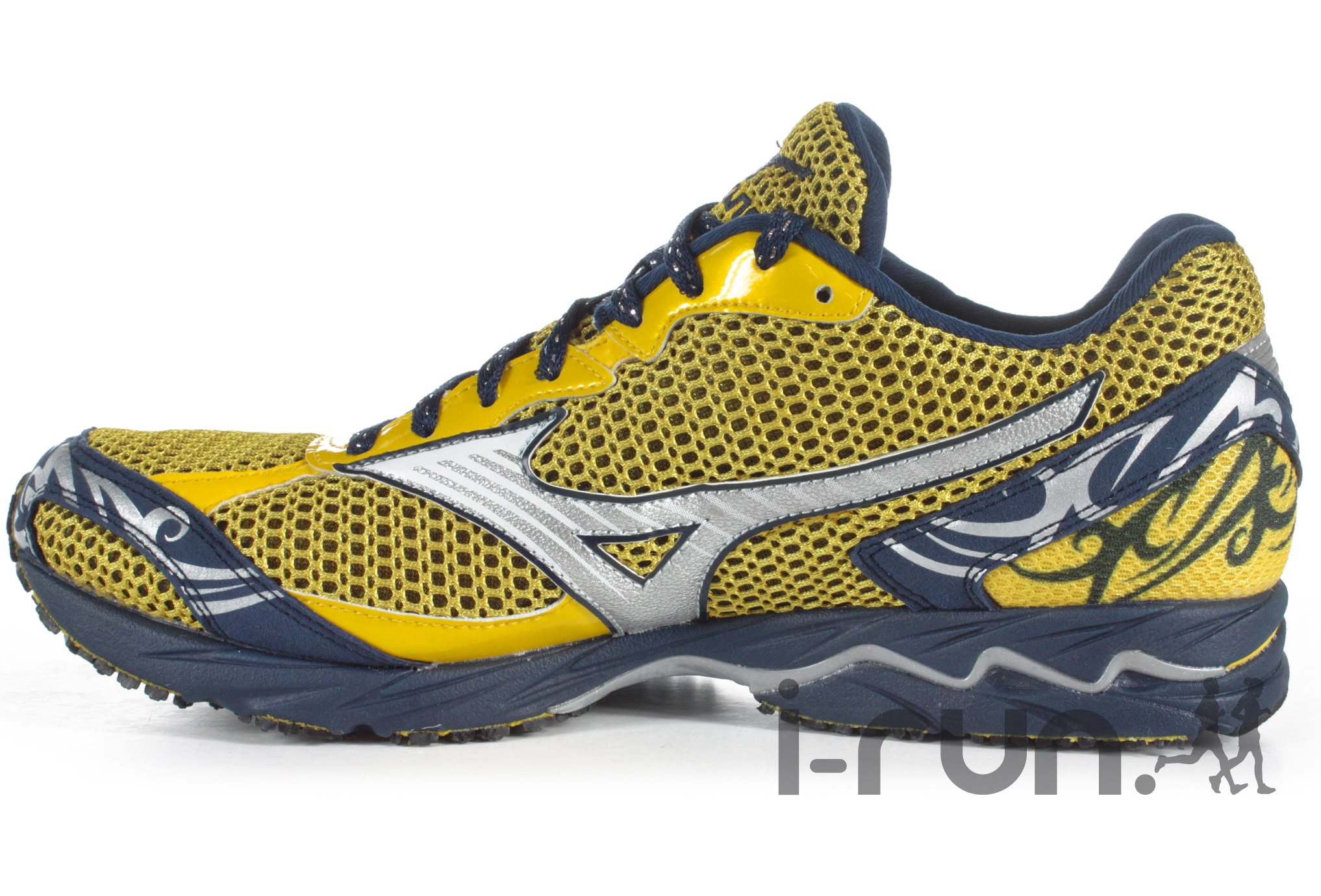 mizuno wave ronin 2