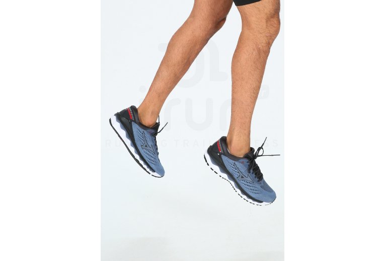 Mizuno Wave Sky 3