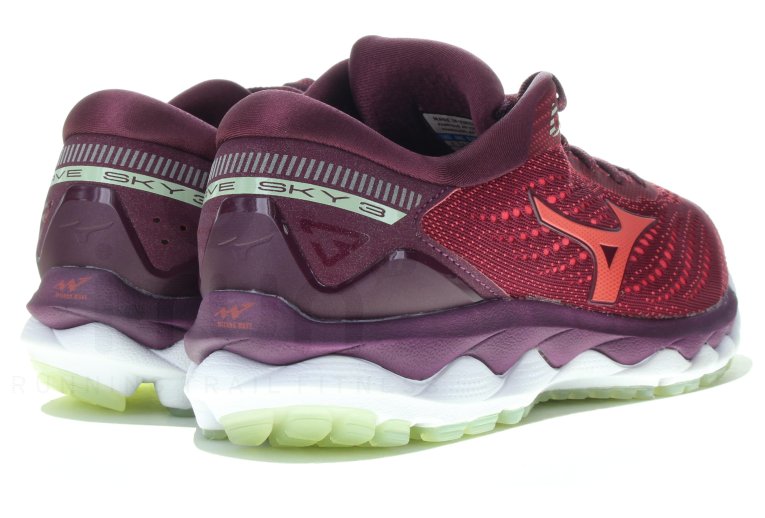 Mizuno Wave Sky 3