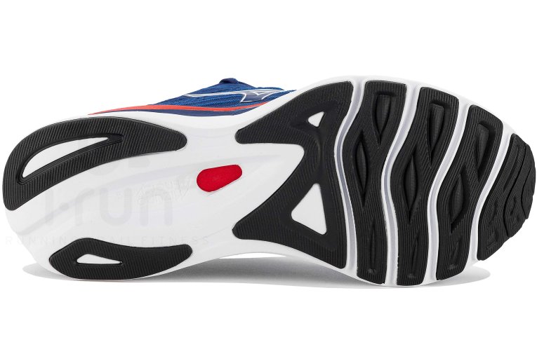 Mizuno Wave Sky 6