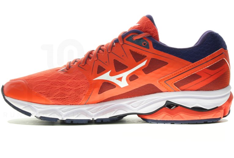 Mizuno Wave Ultima 10