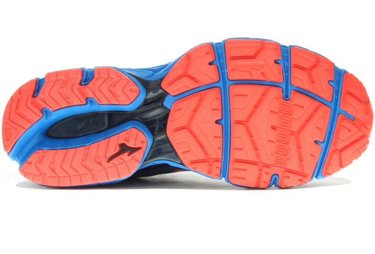 Mizuno Wave Ultima 10