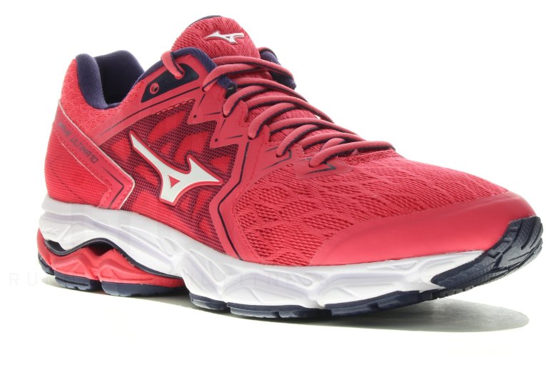 Mizuno Wave Ultima 10